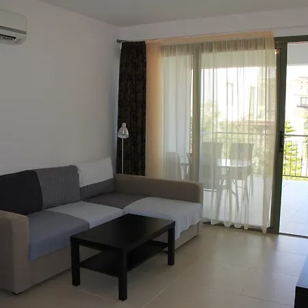 Danaos Pool View Apartament *