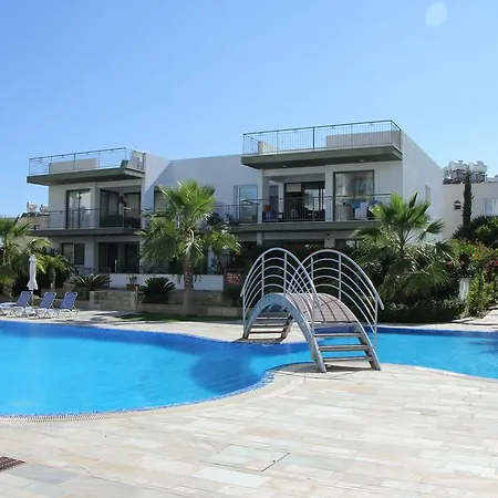 Danaos Pool View Apartament