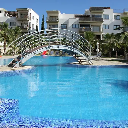 Apartament Danaos Pool View